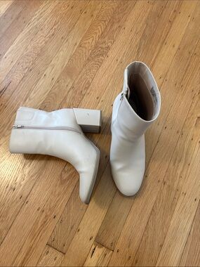 a new day Cream Block Heel Ankle Booties